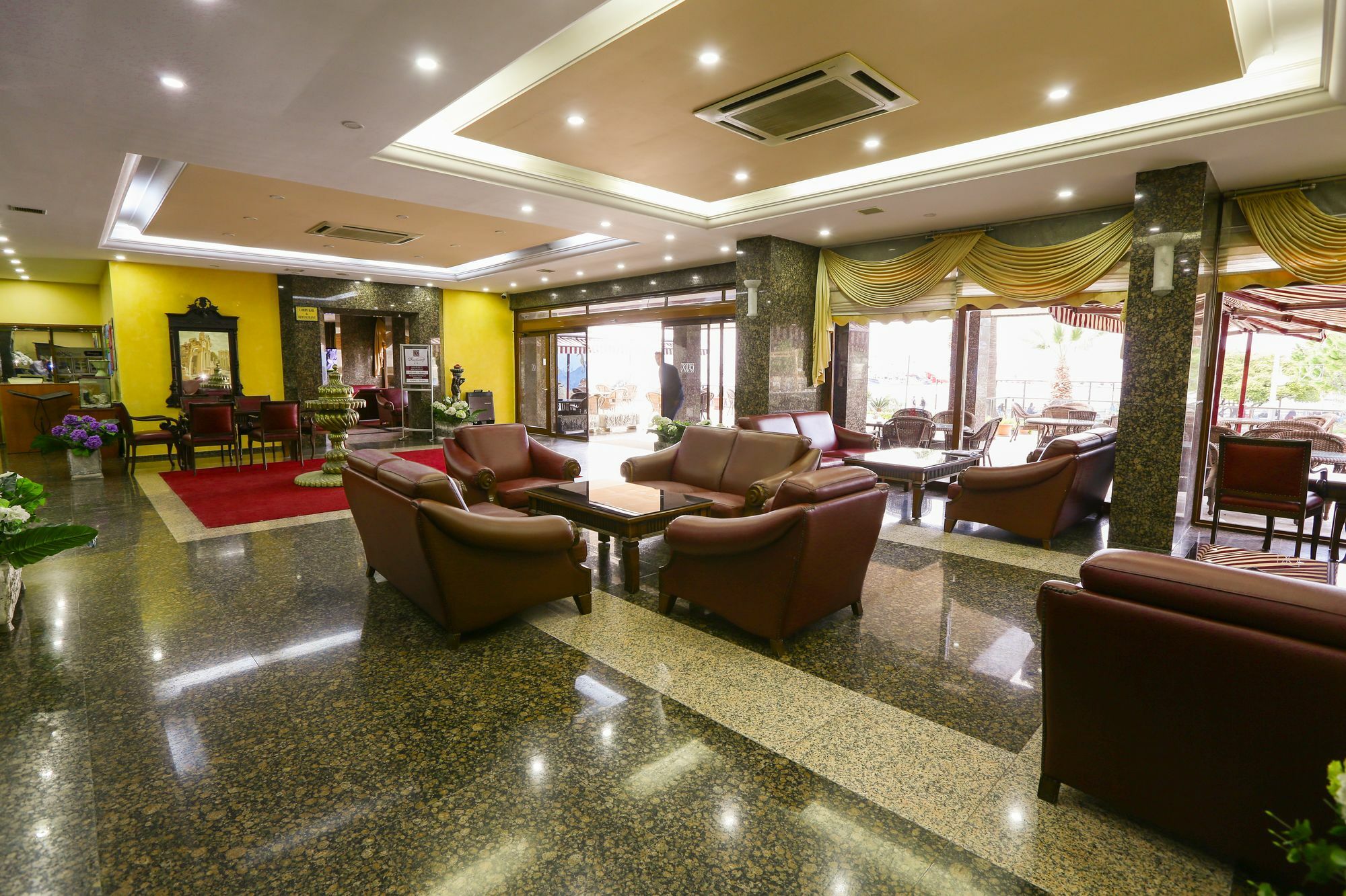 Kayhanbey Hotel Kusadası Exterior foto